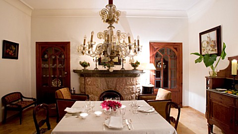 SUITEDO_RAFAEL_DANES_HOUSE__CAMPOS__MALLORCA__SPAIN_THE_DINING_ROOM