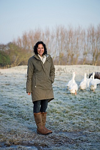BOONSHILL_FARM_AT_CHRISTMAS_OWNER_LISETTE_PLEASANCE_IN_THE_FIELD_AT_THE_BACK_OF_THE_HOUSE__IN_FROST