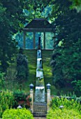 DAVID HARBER SUNDIALS: A SUCCESSION OF WATER WALL WATER FEATURES CASCADE AT BUSCOT PARK  OXFORDSHIRE