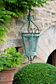 LA CARMEJANE, FRANCE: LUBERON, PROVENCE, LIGHT, LIGHTING, CLIPPED, TOPIARY, BOX, BALLS, GREEN, FRENCH, COUNTRY, GARDEN