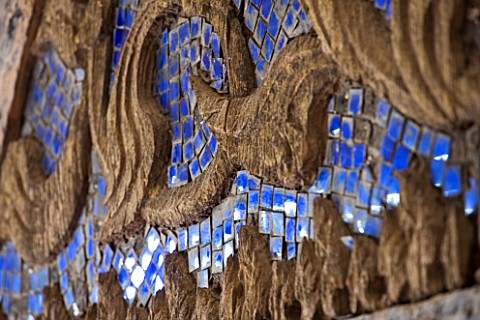DESIGNERS_ERIC_OSSART_AND_ARNAUD_MAURIERES__MOROCCO_AL_HOSSOUN__MOSAIC_DETAIL_ON_WALL