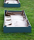 DESIGNER CLARE MATTHEWS: FRUIT GARDEN PROJECT - DEEP MULCHED RAISED BED - CARDBOARD USED TO LINE THE BED