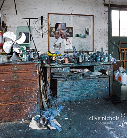THE_HOUSE_OF_JOHN_AND_SUE_MONKS__LONDON_JOHNS_STUDIO