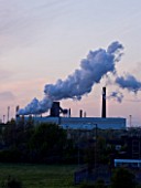 TEESIDE  UNITED KINGDOM - AIR POLLUTION FROM FACTORY AT SUNSET - INDUSTRY  OIL INDUSTRY  INDUSTRIAL  HEAVY INDUSTRY