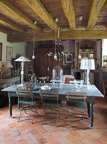 ROQUELIN__LOIRE_VALLEY__FRANCE_DINING_ROOM_WOODEN_VINTAGE_TABLE_SET_WITH_FOLDING_WOODEN_AND_METAL_GA