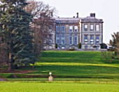 RAGLEY HALL  WARWICKSHIRE: VIEW OF THE HALL IN WINTER