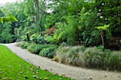 WORCESTER COLLEGE  OXFORD: BORDER WITH GRASSES AND EXOTIC FOLIAGE
