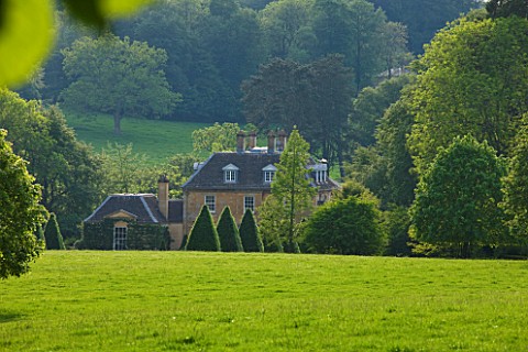 ROCKCLIFFE_HOUSE__GLOUCESTERSHIRE_THE_HOUSE_SEEN_FROM_THE_PARK