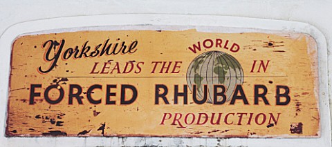 E_OLDROYD__SONS_YORKSHIRE__OLD_SIGN_OUTSIDE_ONE_OF_THE_PICKIMG_SHEDS