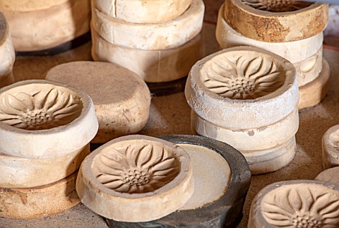WHICHFORD_POTTERY_WARWICKSHIRE_MOULDS_FOR_EMBOSSING_IN_THE_WORKSHOP