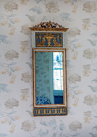LONDON_HOUSE_DESIGNED_BY_JULIE_SIMONSEN__BLUE_BEDROOM_GUSTAVIAN_MIRROR_IN_GRECIAN_STYLE_BOUGHT_FROM_