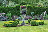COTTAGE ROW, DORSET: LAWN, SUNDIAL, BOX HEDGE, BORDER, BUXUS, ORNAMENT, CLASSIC, COUNTRY, GARDEN, HEDGE