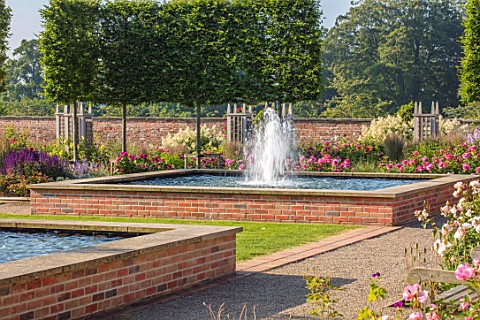 WYNYARD_HALL_COUNTY_DURHAM_WALLED_ROSE_GARDEN_BORDERS_SUMMER_JUNE_ROSES_WATER_FEATURE_FOUNTAINS_POOL