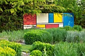 THE MANOR HOUSE, STEVINGTON, BEDFORDSHIRE: SPRING, MAY, MONDRIAN WALL, PAINTED, WALLS, ART