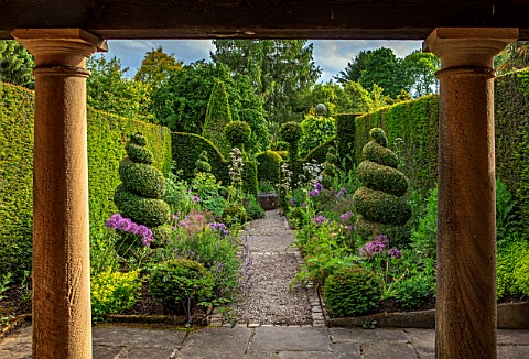 YORK_GATE_YORKSHIRE_PORTICO_PATH_HERB_GARDEN_CLIPPED_TOPIARY_BOX__YEW_SUMMERHOUSE_HEDGES_HEDGING_SUM
