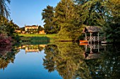 PRIORS MARSTON, WARWICKSHIRE: VIEW ACROSS LAKE TO MANOR HOUSE, BOAT, BOATHOUSE, SEPTEMBER, REFLECTED, REFLECTIONS