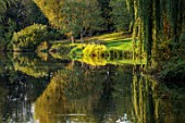 PRIORS MARSTON, WARWICKSHIRE: VIEW ACROSS LAKE, SEPTEMBER, REFLECTED, REFLECTIONS