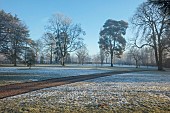 MORTON HALL, WORCESTERSHIRE: THE MAIN DRIVE AND PARKLAND IN DECEMBER, JANUARY, SNOW, FROST, WINTER, MEADOW, TREES